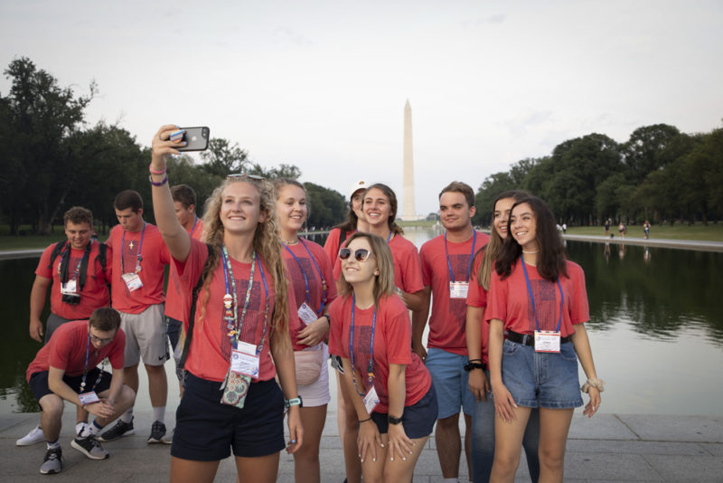 youth tour delegates taking selfie